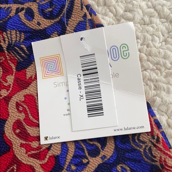 LuLaRoe Cassie Skirt - Picture 2 of 3